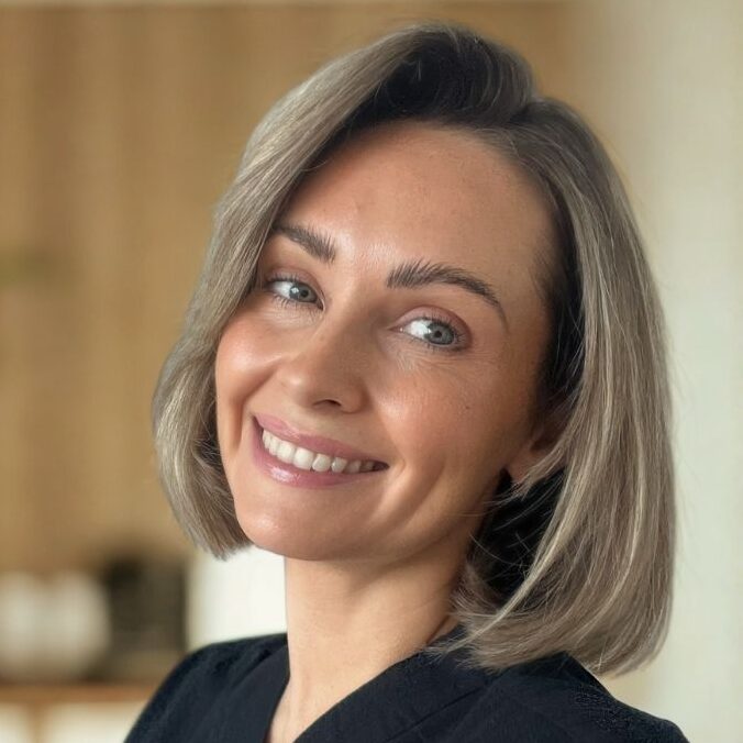 Halvnært bilde av Mia Nøkling, Frøken Dings nye dermatologiske kosmetiske sykepleier